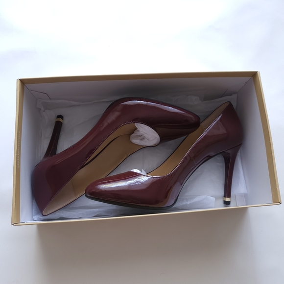 NWOT MICHAEL Michael Kors Ashby Flex Pumps - Picture 2 of 16